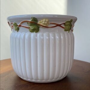 Vintage Lefton China Planter